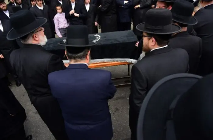 קבורה יהודית קדישא